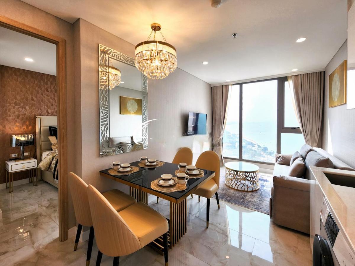 Luxury Sea View Room Beach Front Luxury Jomtien Beach Exterior photo